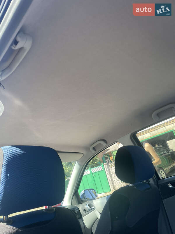 Лифтбек Skoda Octavia 2004 в Днепре