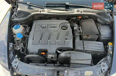 Лифтбек Skoda Octavia 2011 в 