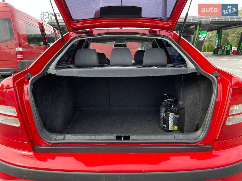 Лифтбек Skoda Octavia 2006 в Красилове