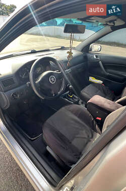 Лифтбек Skoda Octavia 2001 в 