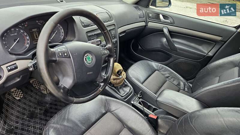 Лифтбек Skoda Octavia 2004 в Рожище