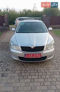 Универсал Skoda Octavia 2010 в 