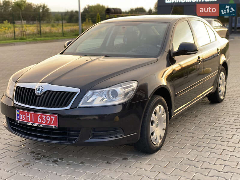 Лифтбек Skoda Octavia 2010 в Луцке