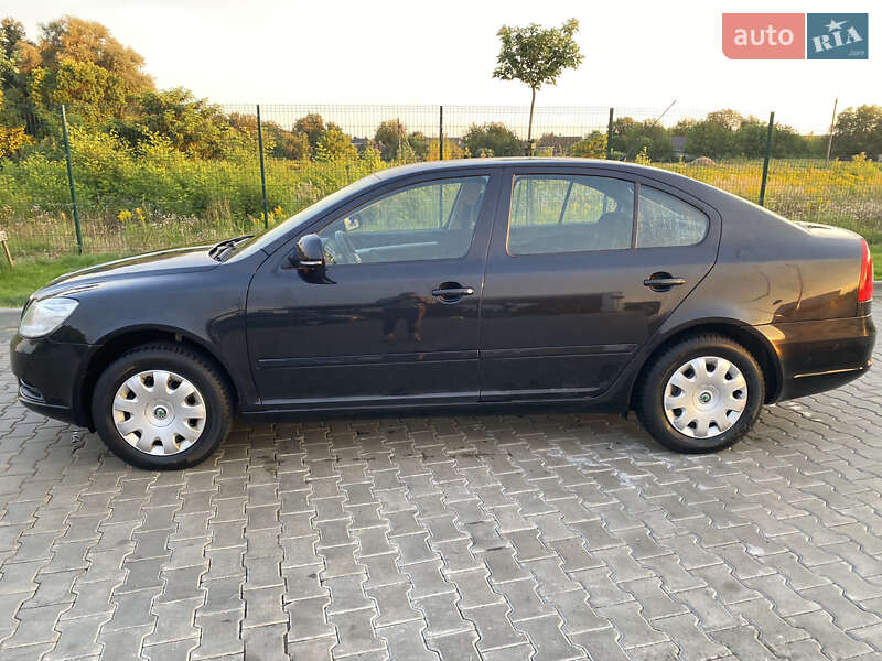 Лифтбек Skoda Octavia 2010 в Луцке