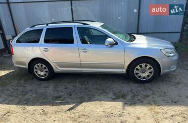 Универсал Skoda Octavia 2011 в Ирпене