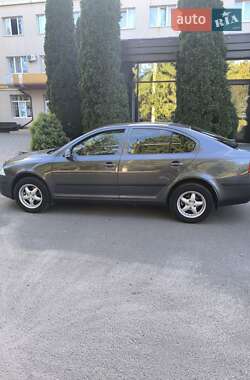 Лифтбек Skoda Octavia 2006 в 