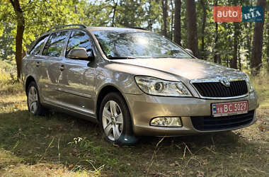 Універсал Skoda Octavia 2011 в Сумах