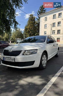 Лифтбек Skoda Octavia 2014 в Житомире