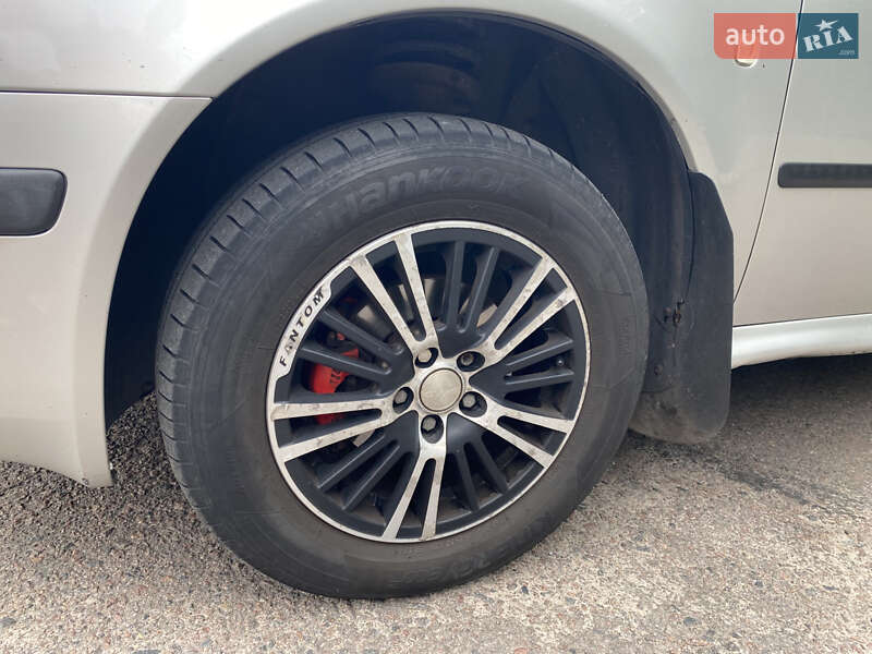 Лифтбек Skoda Octavia 2007 в Ровно