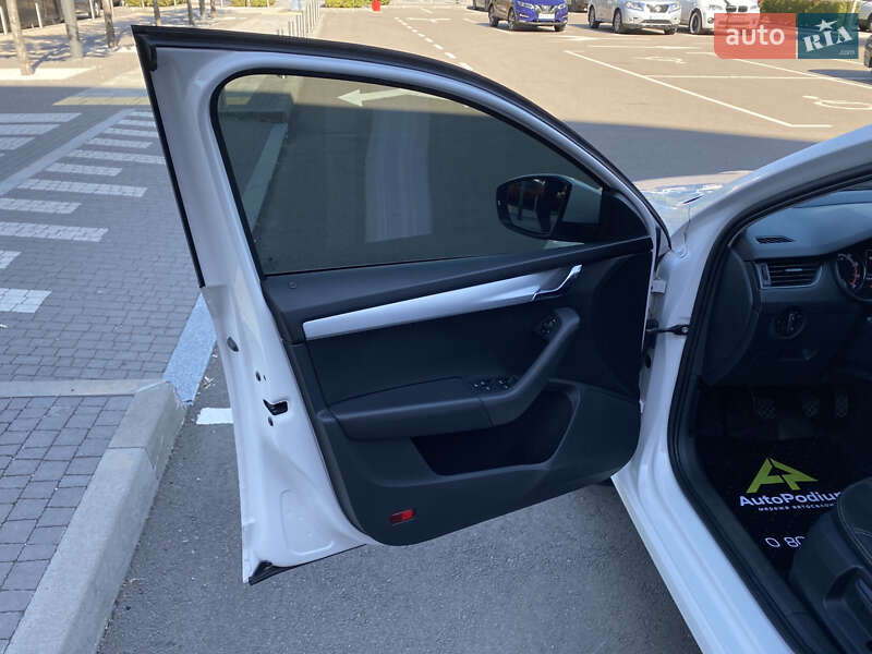 Лифтбек Skoda Octavia 2019 в Киеве