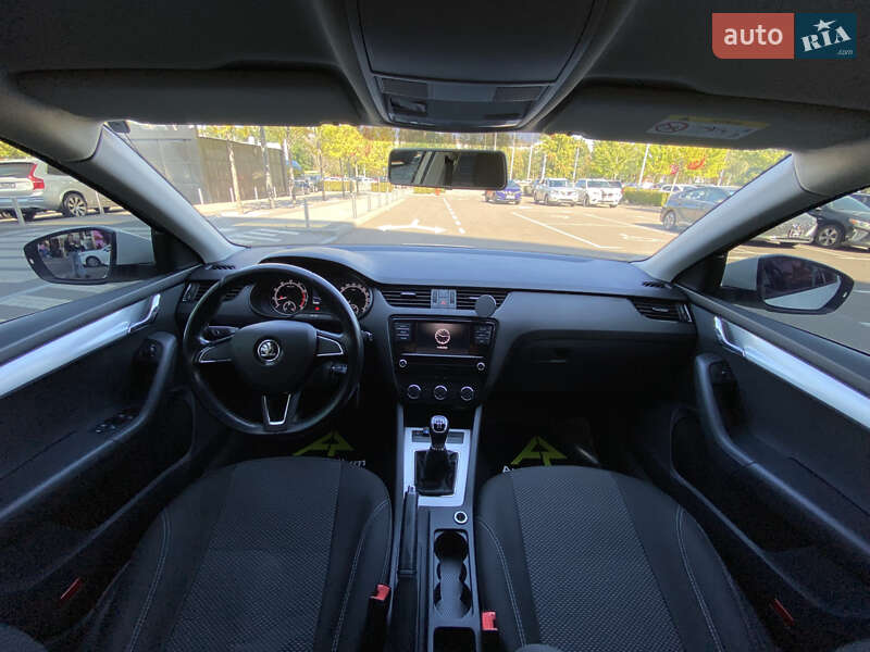 Лифтбек Skoda Octavia 2019 в Киеве