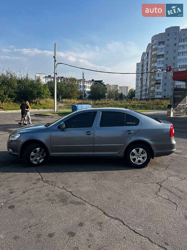 Лифтбек Skoda Octavia 2012 в Львове