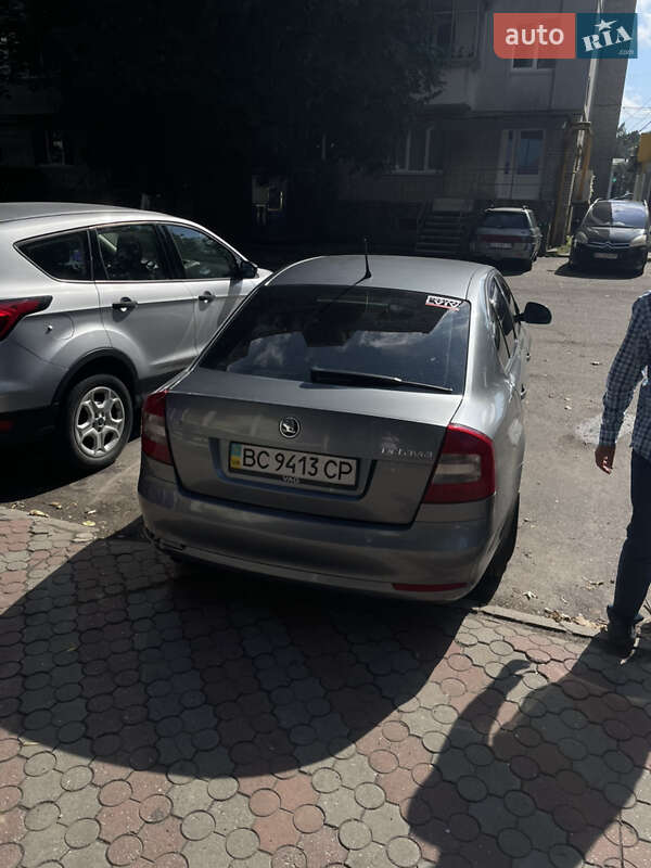 Лифтбек Skoda Octavia 2012 в Львове