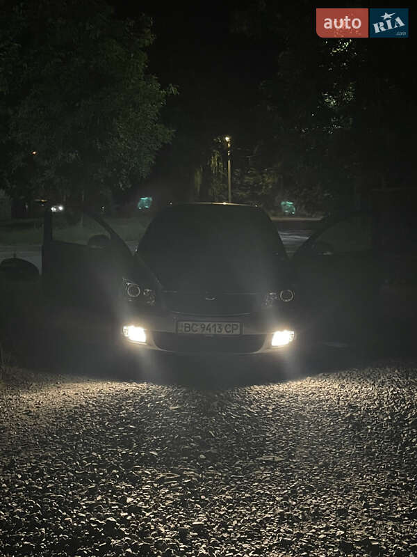 Лифтбек Skoda Octavia 2012 в Львове