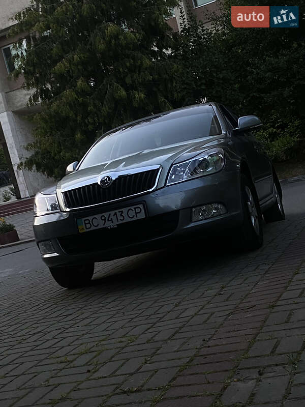 Лифтбек Skoda Octavia 2012 в Львове