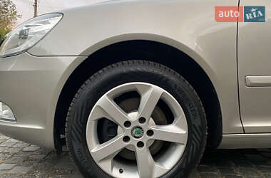 Универсал Skoda Octavia 2012 в 