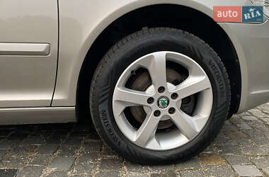 Универсал Skoda Octavia 2012 в 
