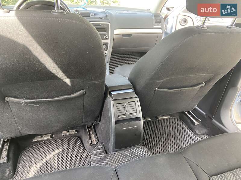Универсал Skoda Octavia 2010 в Зборове фото 28 Универсал Skoda Octavia 2010 в Зборове