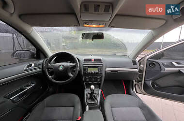 Лифтбек Skoda Octavia 2006 в 