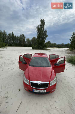 Ліфтбек Skoda Octavia 2010 в Сумах