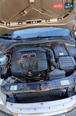 Лифтбек Skoda Octavia 2005 в 