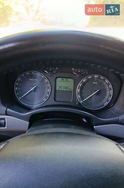Лифтбек Skoda Octavia 2005 в 