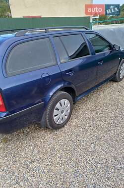 Універсал Skoda Octavia 2002 в  фото 8 Універсал Skoda Octavia 2002 в