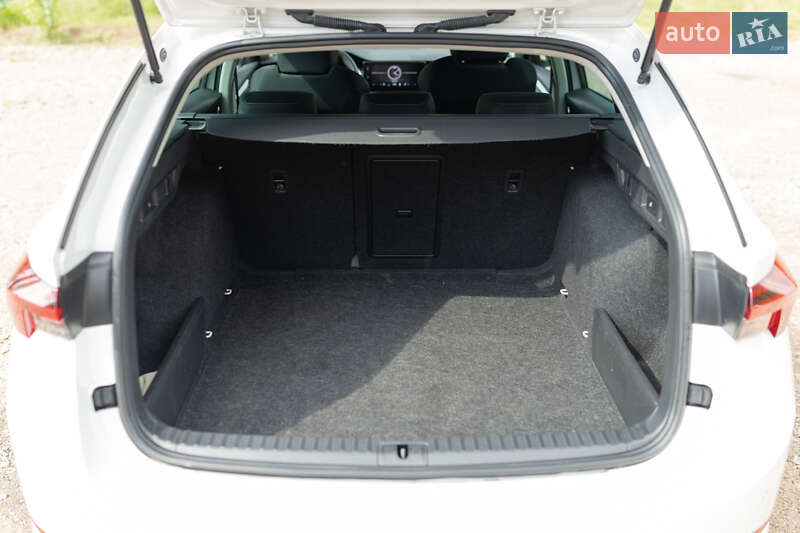 Универсал Skoda Octavia 2021 в Ровно