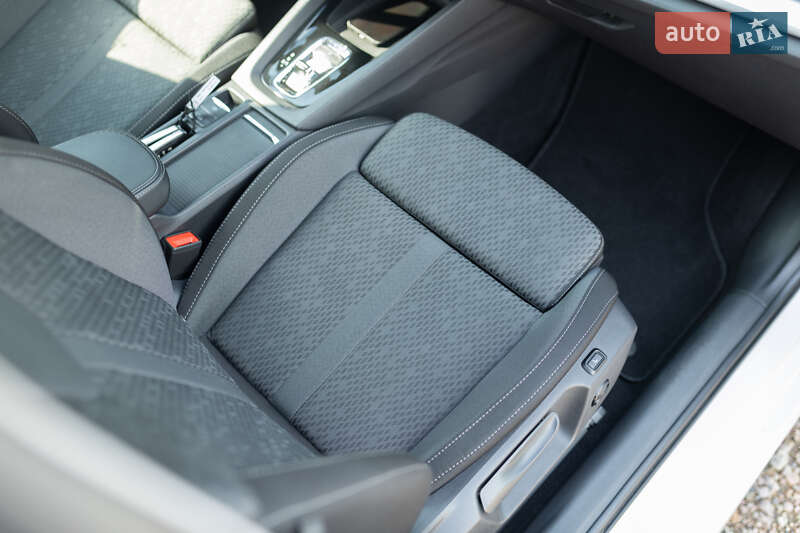 Универсал Skoda Octavia 2021 в Ровно