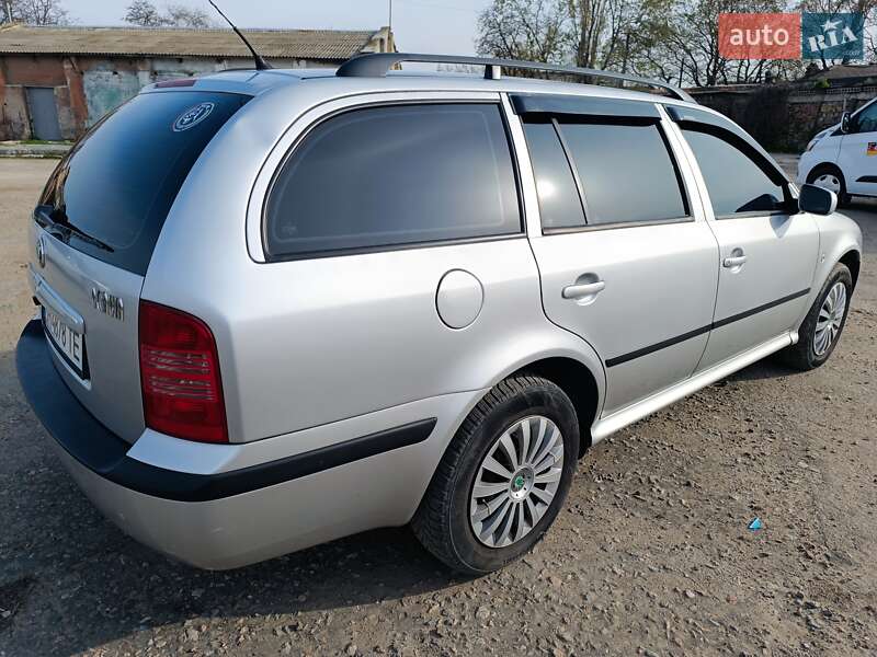 Универсал Skoda Octavia 2001 в Одессе