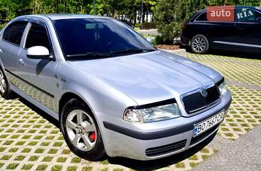 Ліфтбек Skoda Octavia 2010 в Львові