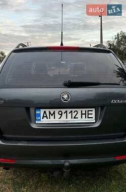 Универсал Skoda Octavia 2010 в 