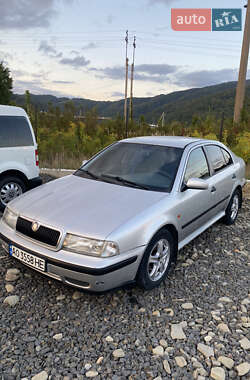 Лифтбек Skoda Octavia 1997 в Иршаве