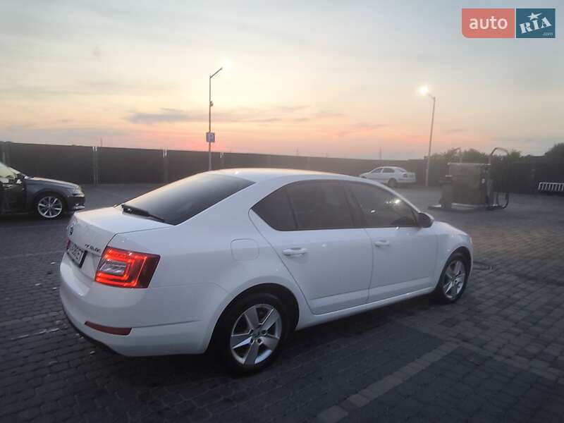 Ліфтбек Skoda Octavia 2015 в Мукачевому