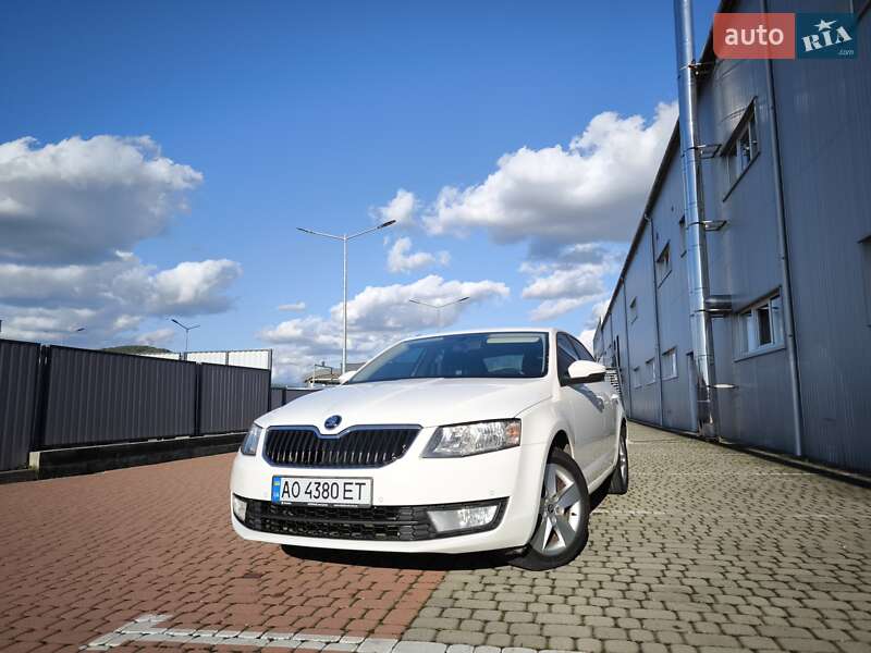 Ліфтбек Skoda Octavia 2015 в Мукачевому