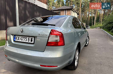 Лифтбек Skoda Octavia 2011 в 