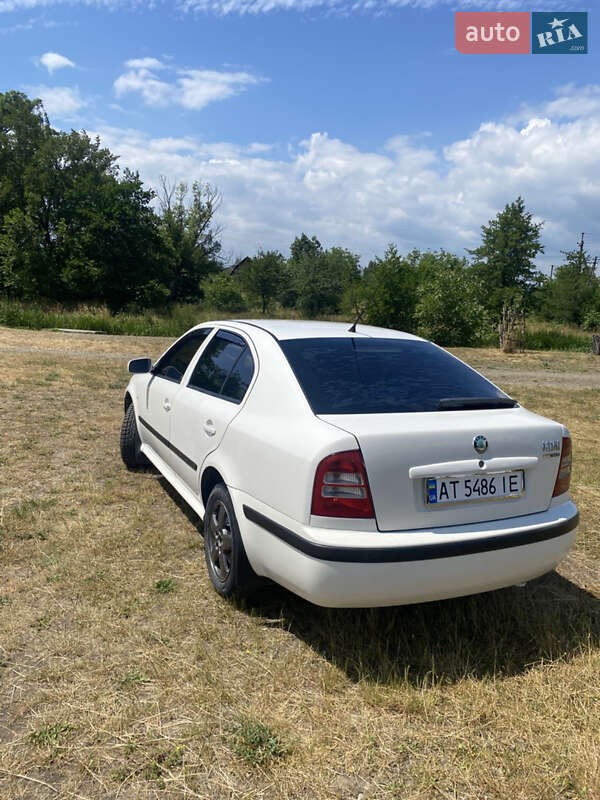 Лифтбек Skoda Octavia 2006 в Ивано-Франковске