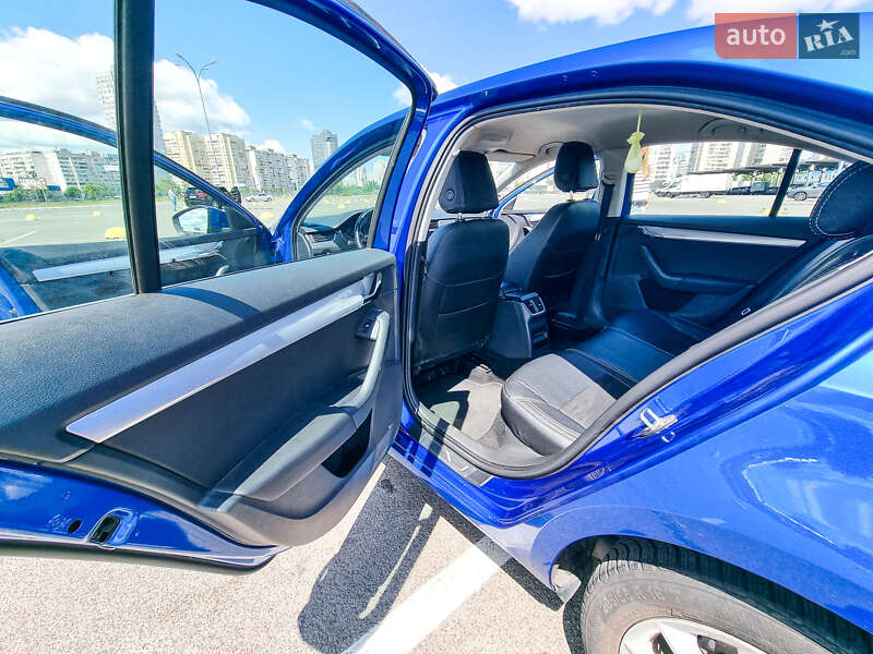 Лифтбек Skoda Octavia 2014 в Киеве