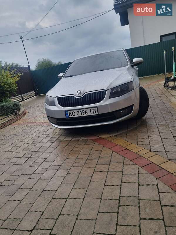 Лифтбек Skoda Octavia 2013 в Мукачево