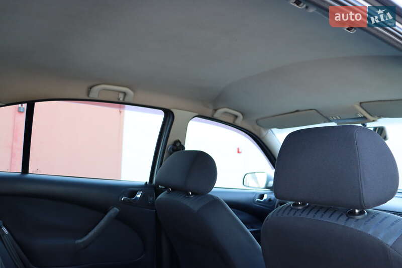 Лифтбек Skoda Octavia 2005 в Львове