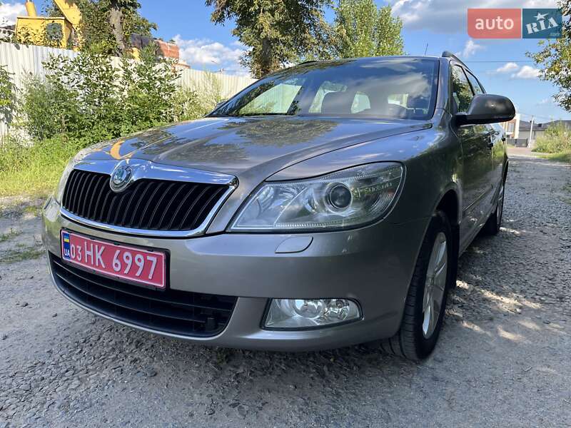 Универсал Skoda Octavia 2010 в 