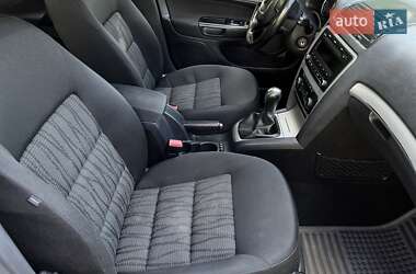 Универсал Skoda Octavia 2010 в 