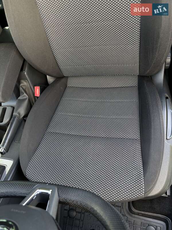 Универсал Skoda Octavia 2015 в Чорткове