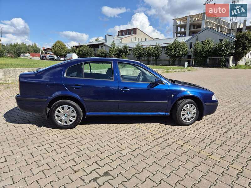 Лифтбек Skoda Octavia 2008 в Ивано-Франковске