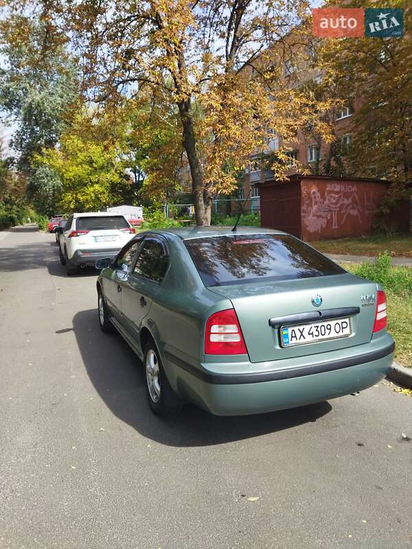 Універсал Skoda Octavia 2003 в Краснограді