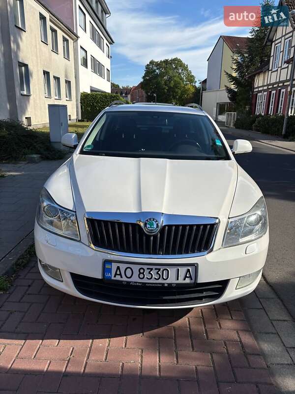 Универсал Skoda Octavia 2012 в Тячеве