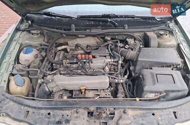 Лифтбек Skoda Octavia 2003 в 