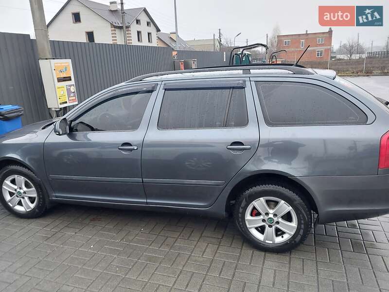 Универсал Skoda Octavia 2010 в Буче фото 2 Универсал Skoda Octavia 2010 в Буче