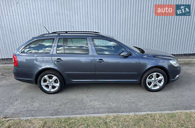 Универсал Skoda Octavia 2012 в 
