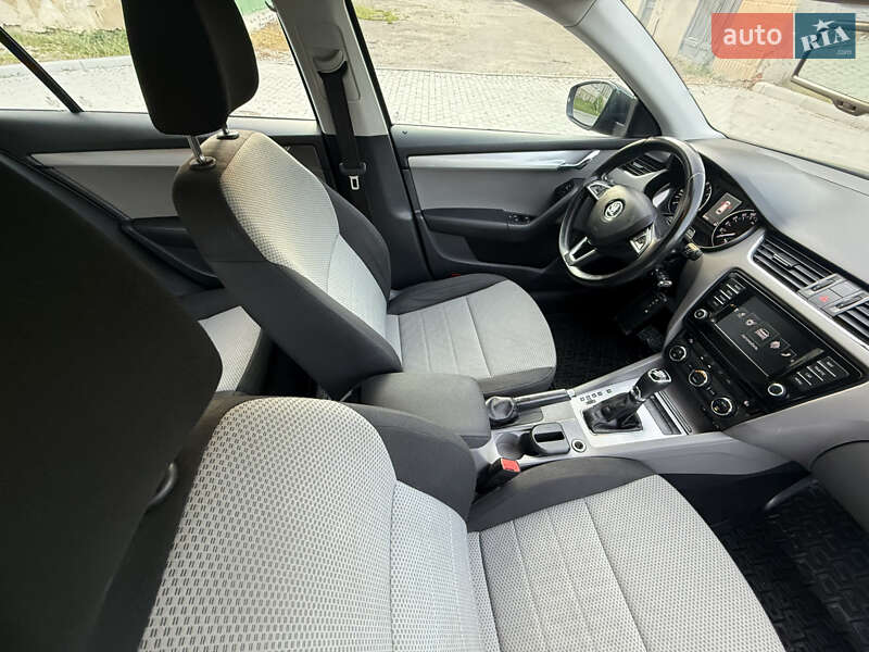 Универсал Skoda Octavia 2015 в Тернополе